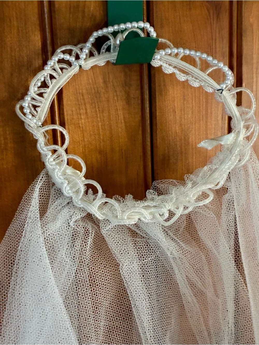 Vintage girls' size8 white dress with floral embroidery,Slip and veil.